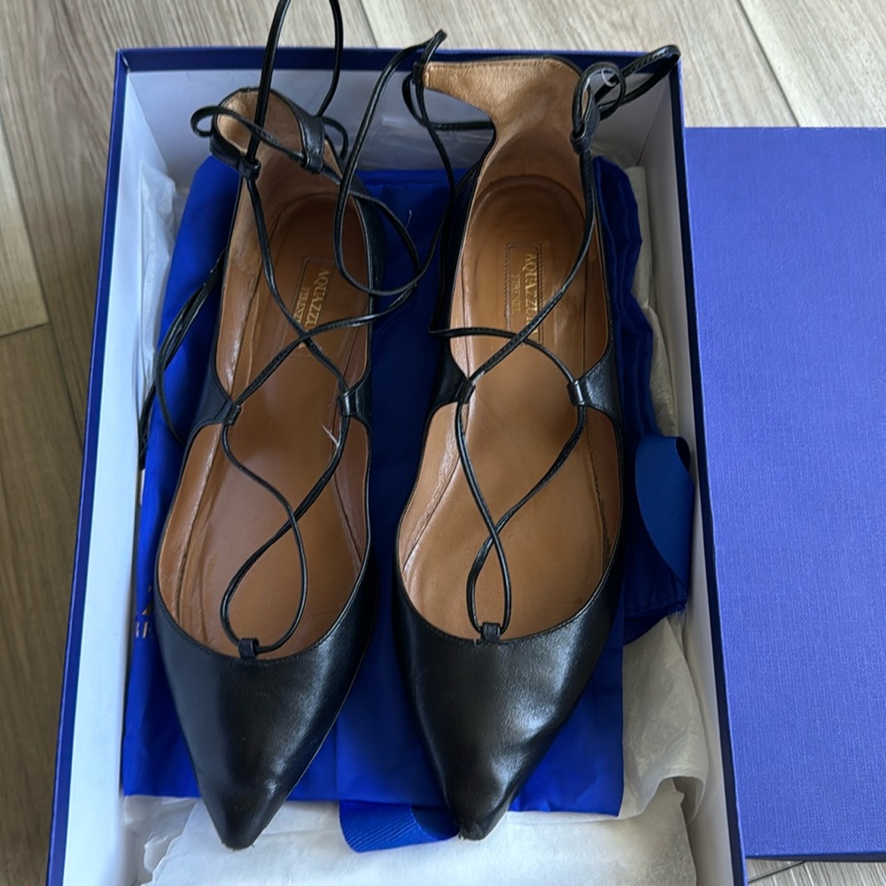 Authentic AQUAZZURA Christy pointed toe Flat. Size 37.
